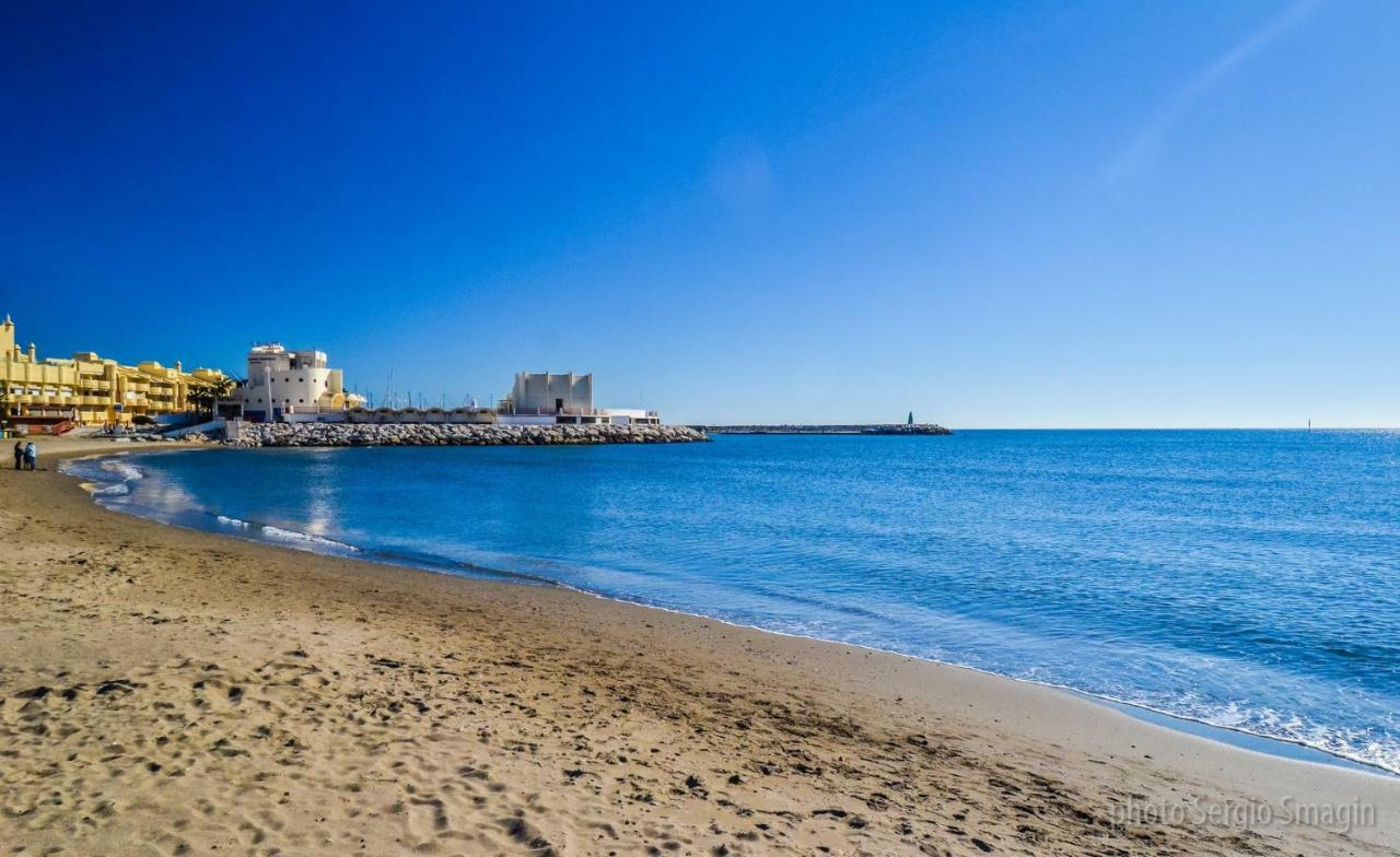 Lomas De Mena, 21 - Atico Con Vistas Al Mar - Piscina Y Barbacoa - Parking Gratis - Excelente Conexion Wifi Apartment Benalmadena Bagian luar foto