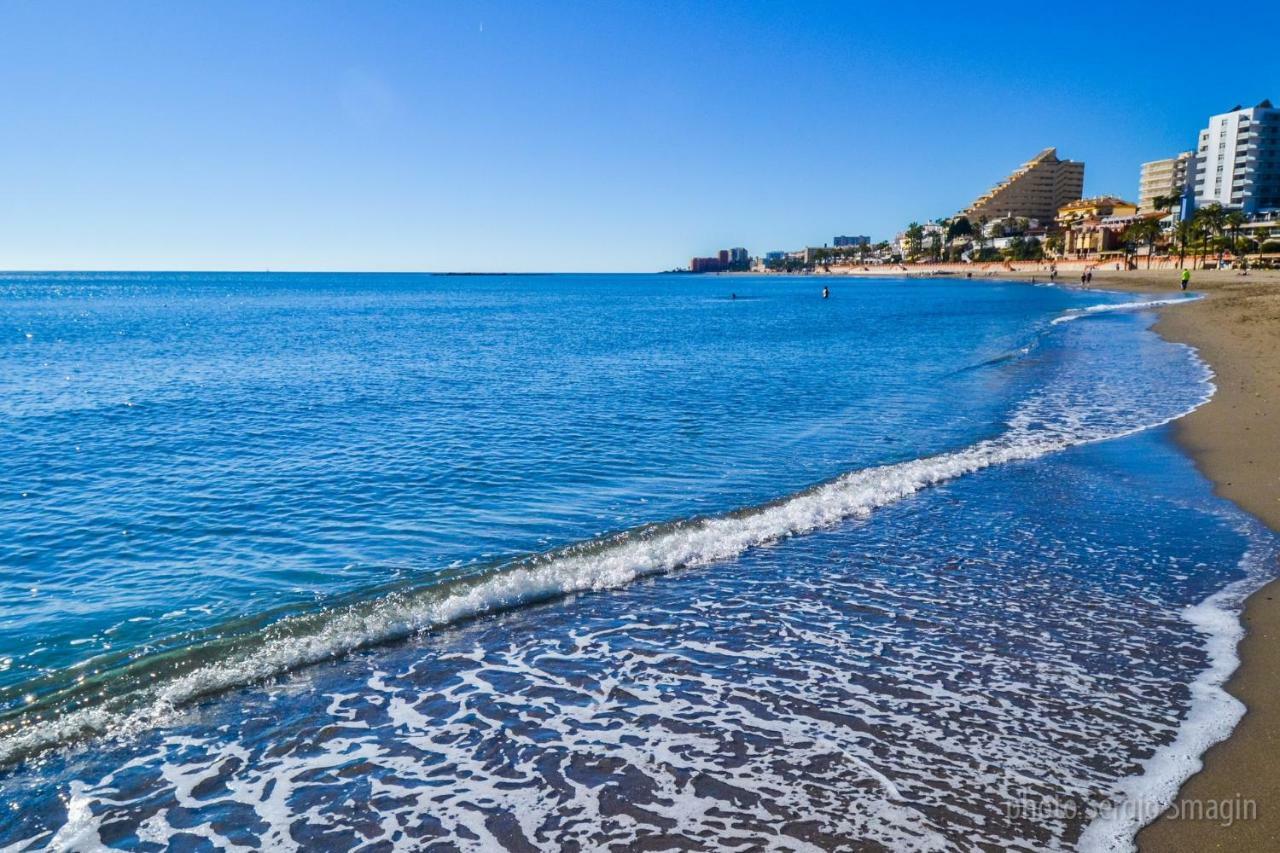 Lomas De Mena, 21 - Atico Con Vistas Al Mar - Piscina Y Barbacoa - Parking Gratis - Excelente Conexion Wifi Apartment Benalmadena Bagian luar foto